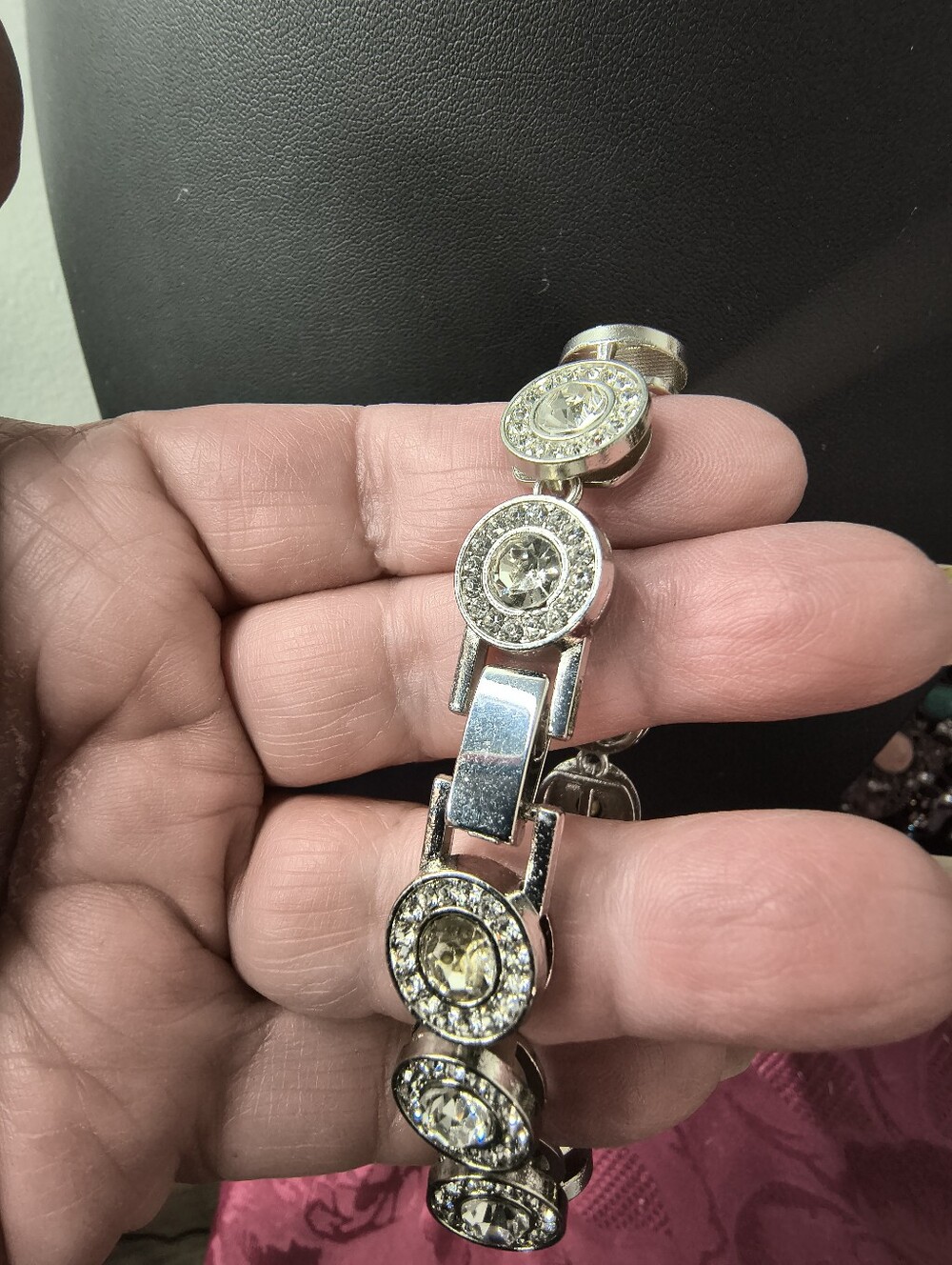 Sparkling Clear Crystal Rhinestone Halo Silver Tone Statement Bracelet 8 Inch - Picture 12 of 12